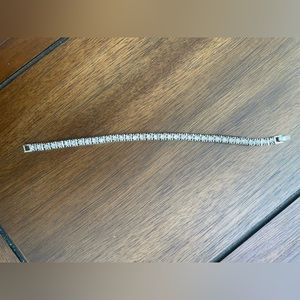 Cubic zirconia bracelet
